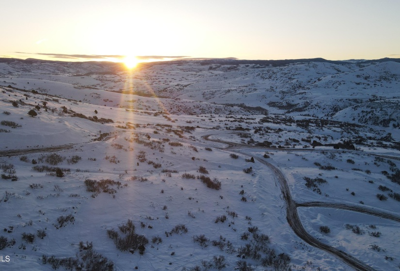 2023-2-1_Cougar Moon Sunrise_DJI_0341