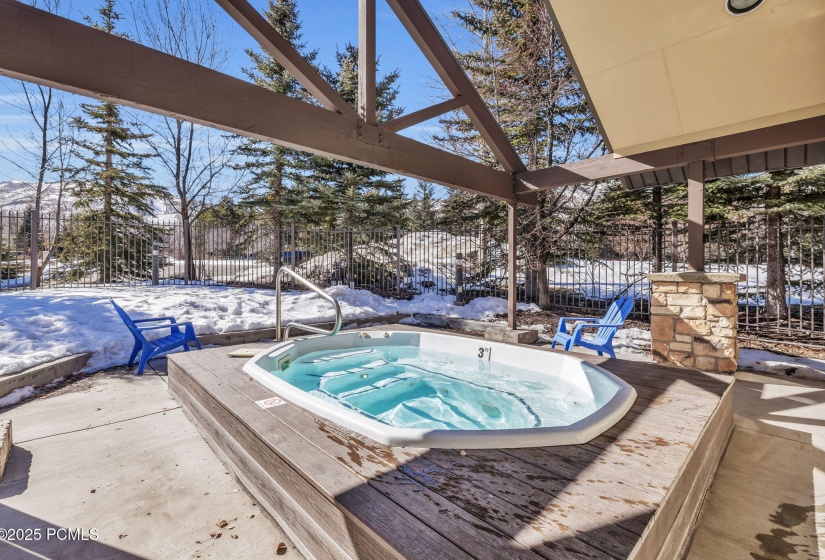 21-web-or-mls-2260-park-ave-11