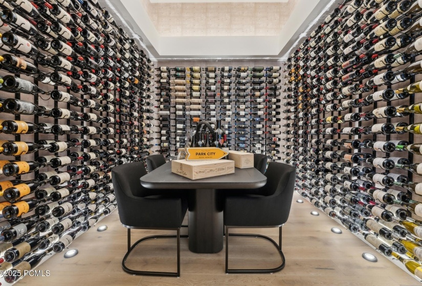 76_Wine-Room_1800x1200_4187920