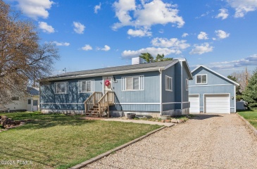 560 200, Heber City, Utah 84032, 6 Bedrooms Bedrooms, ,3 BathroomsBathrooms,Residential,For Sale,200,12501547