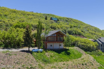 4186 Oakview Drive, Coalville, Utah 84017, 4 Bedrooms Bedrooms, ,3 BathroomsBathrooms,Residential,For Sale,Oakview,12501187