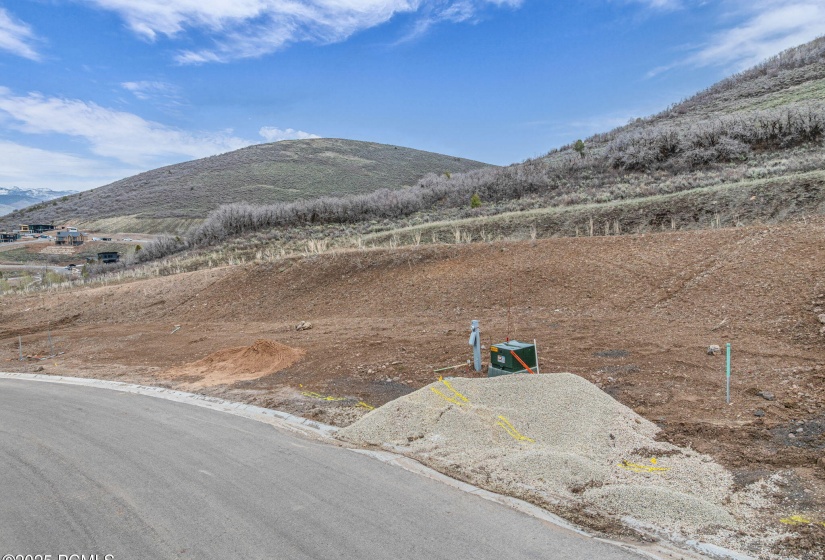 15-web-or-mls-6714-n-macallan-ln