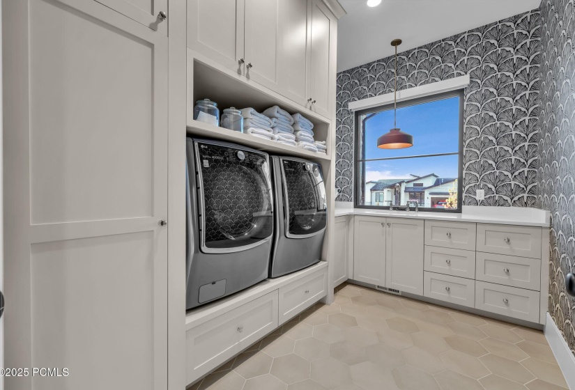 21-web-or-mls-565-w-autumn-blaze