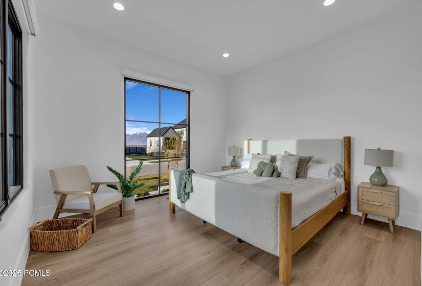 23-web-or-mls-565-w-autumn-blaze
