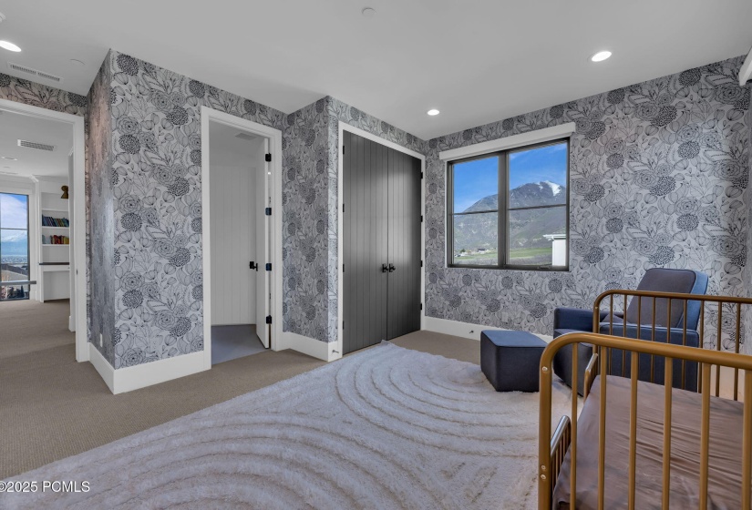 32-web-or-mls-565-w-autumn-blaze