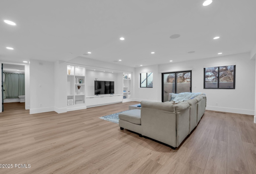57-web-or-mls-565-w-autumn-blaze