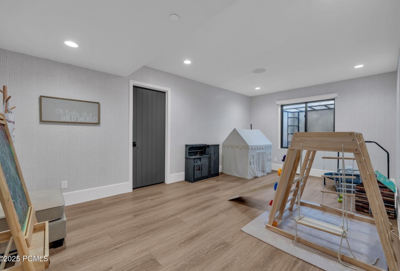 69-web-or-mls-565-w-autumn-blaze