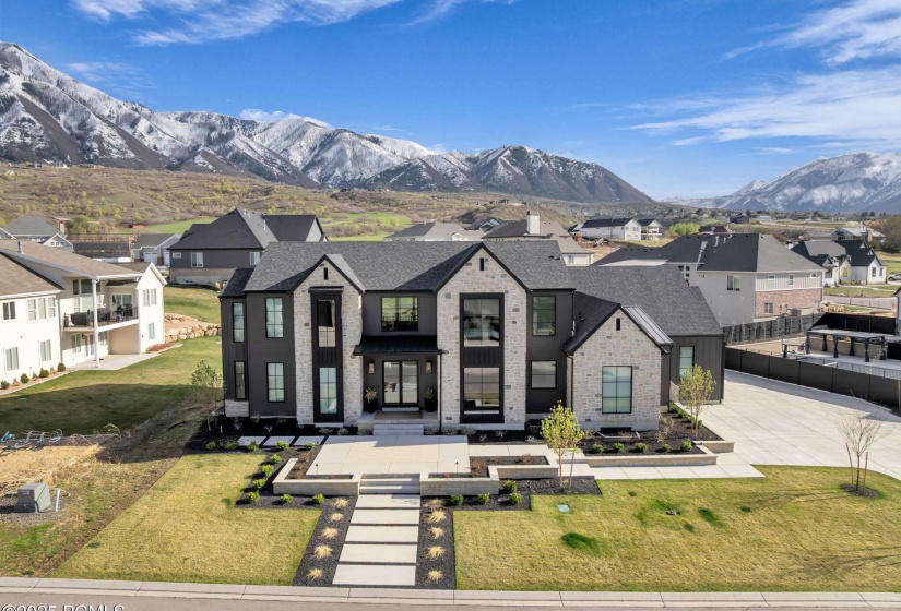 80-web-or-mls-565-w-autumn-blaze