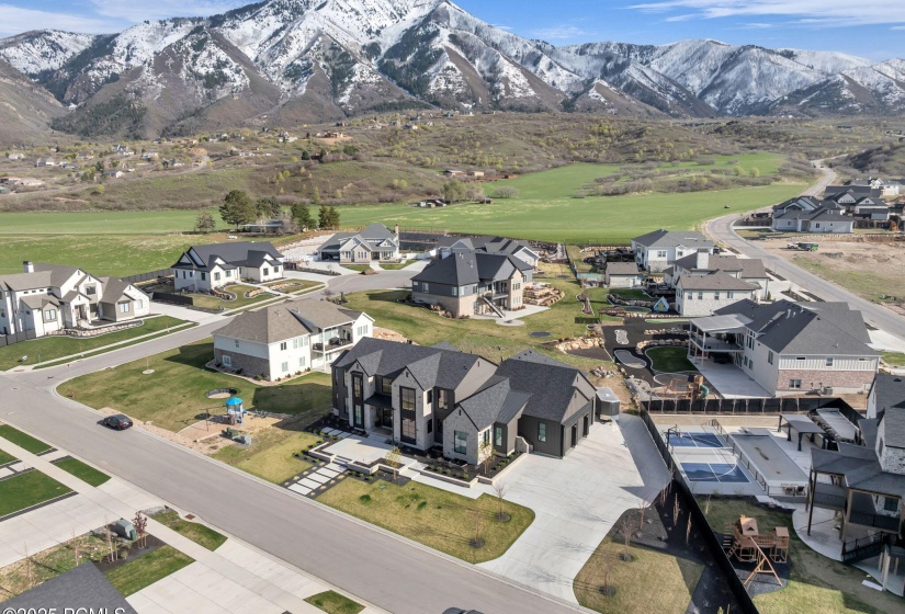 89-web-or-mls-565-w-autumn-blaze