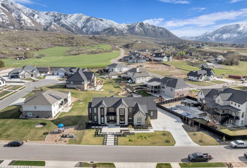 90-web-or-mls-565-w-autumn-blaze