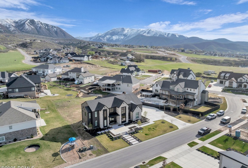 91-web-or-mls-565-w-autumn-blaze