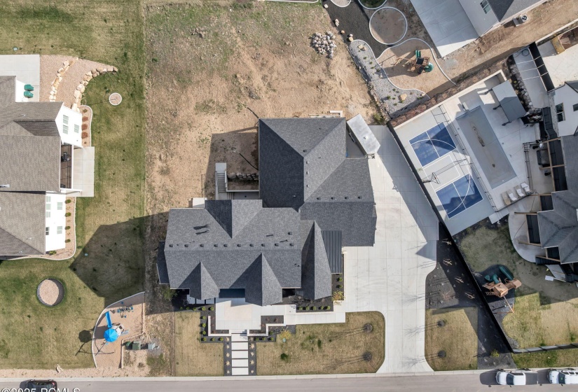 93-web-or-mls-565-w-autumn-blaze