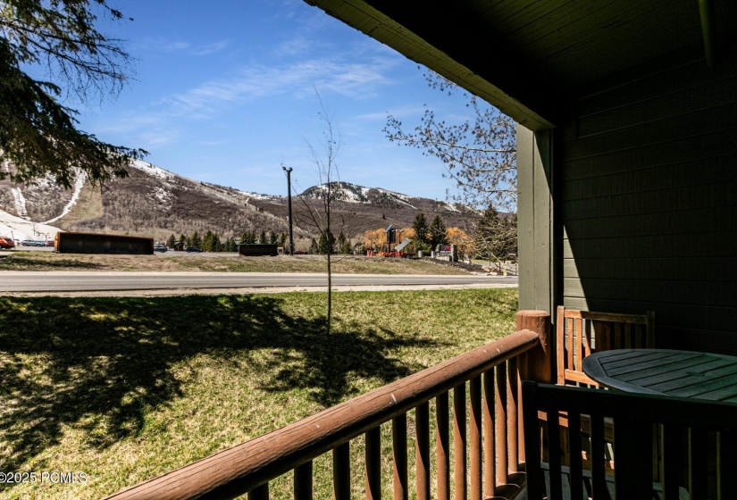 16_1487-Woodside-Ave_1800x1200_4217038