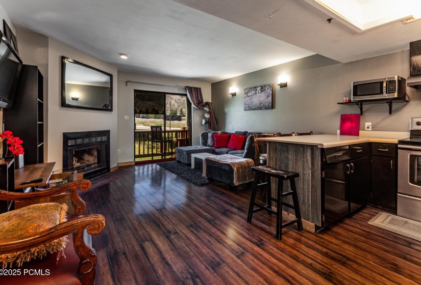 2_1487-Woodside-Ave_1800x1200_4217046