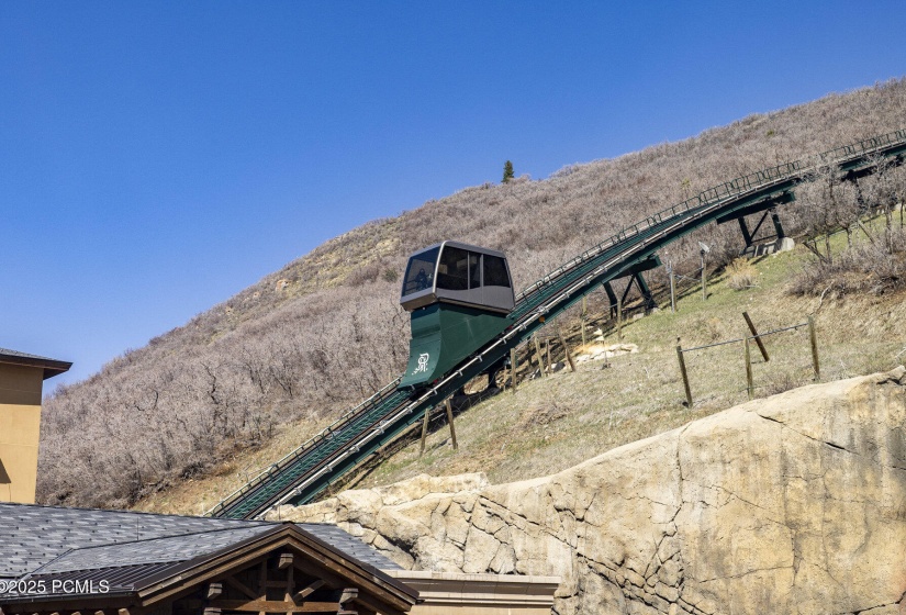 034_2290_deer_valley_dr_e_201026_36