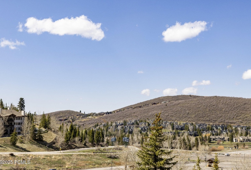 035_2290_deer_valley_dr_e_201032_6