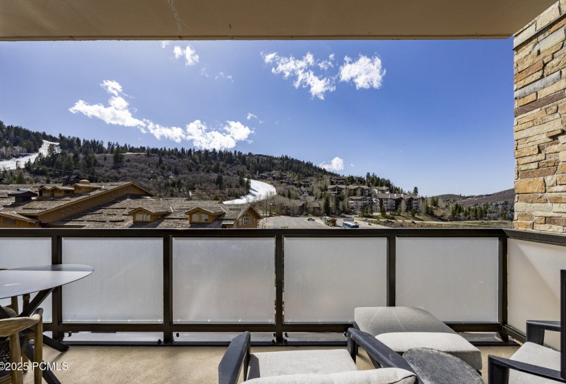 043_2290_deer_valley_dr_e_201061_835