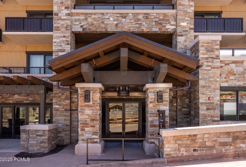 083_2290deervalleydrunit201-1_156