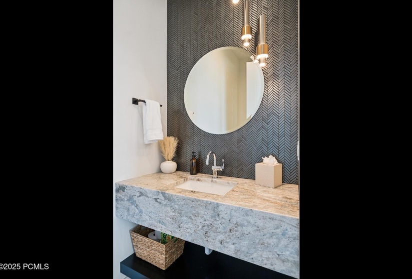 47_Powderroom_1800x1200_4217001