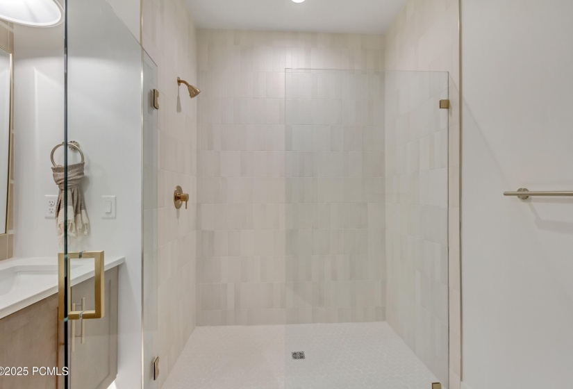 master bath 3