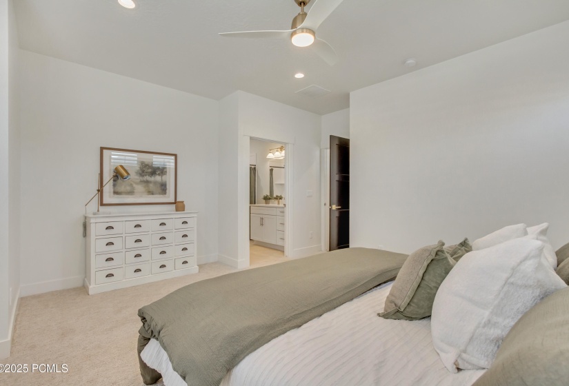 2 bedroom 2