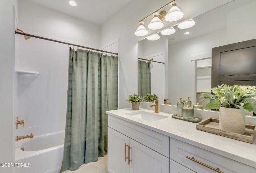 2 bath 1