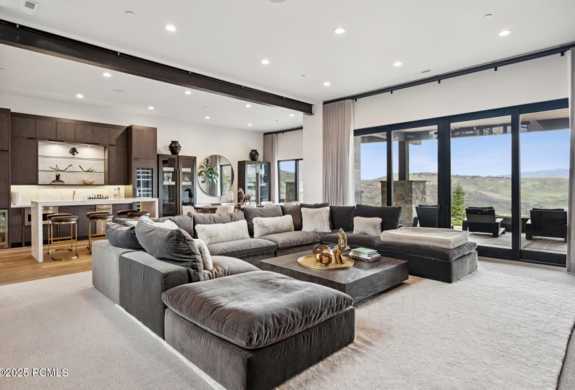 47_Familyroom_1800x1200_4220966