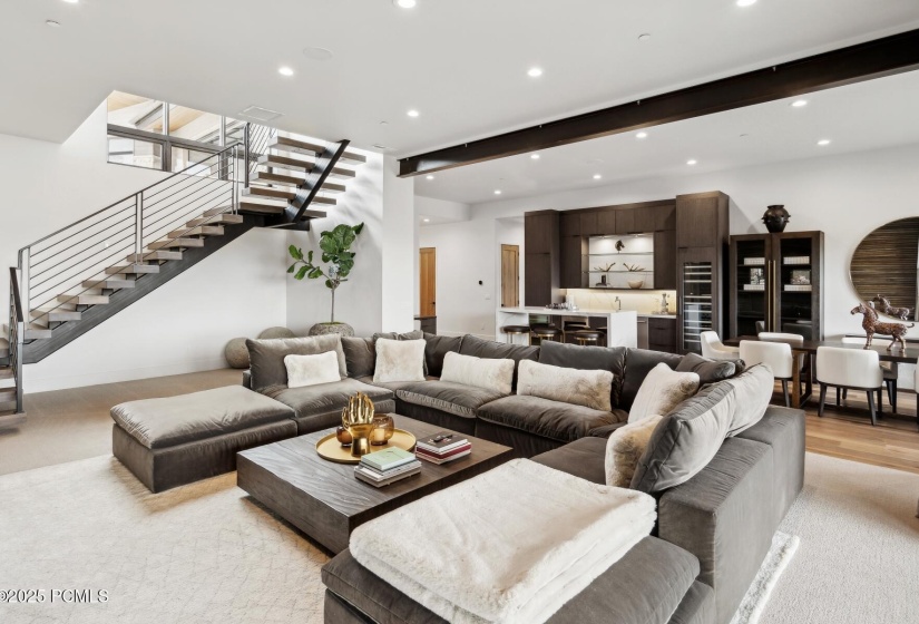 48_Familyroom_1800x1200_4220970