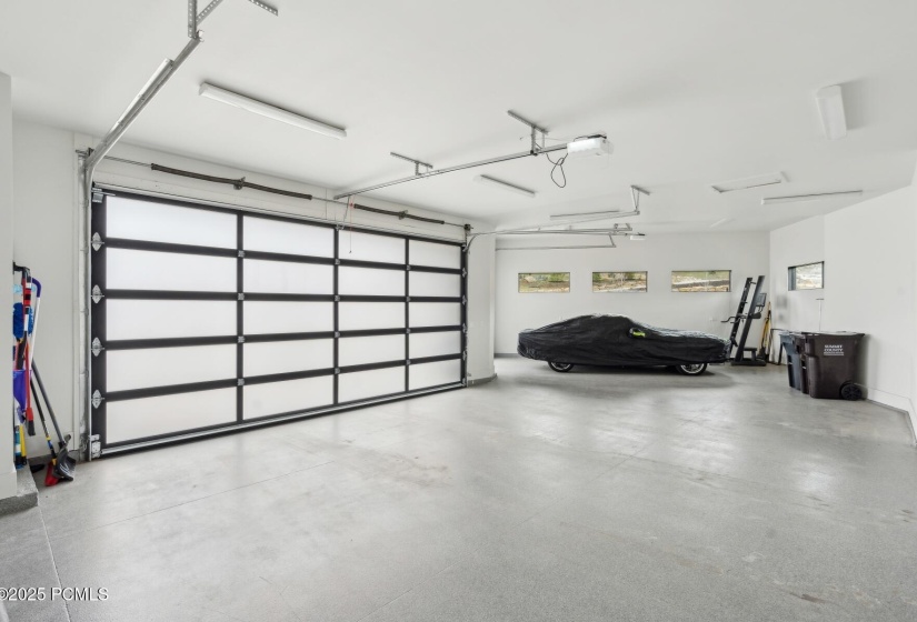 72_Garage_1800x1200_4220992