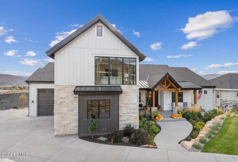 39_Exterior_1800x1200_4170760