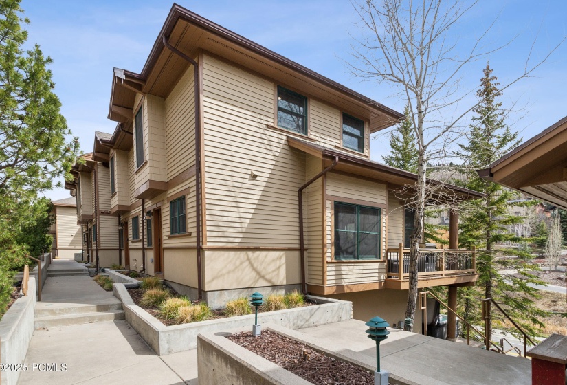 7 - 675 Deer Valley Drive #5