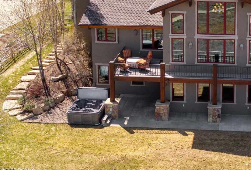 011-DJI_20250422114018_0213_D