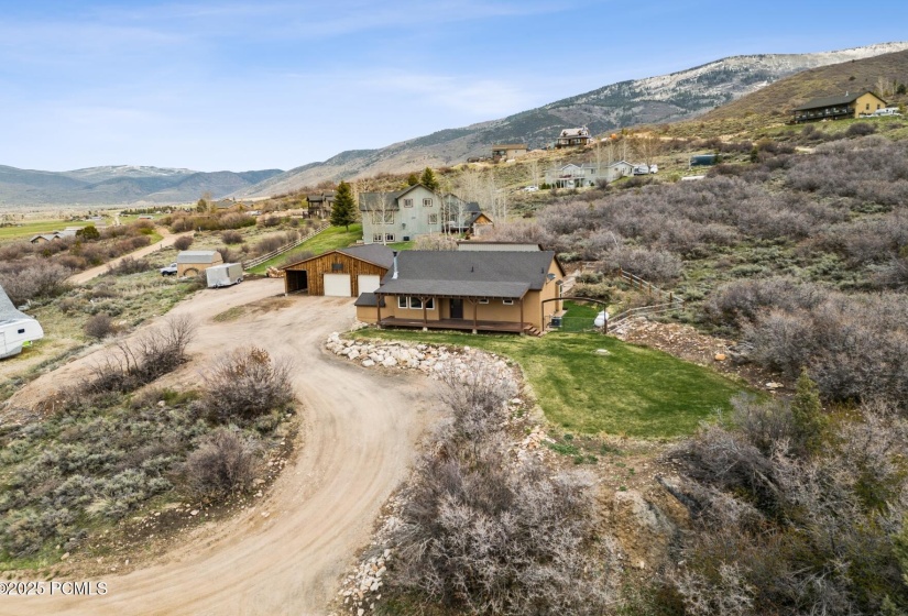 28_Front-Exterior_1800x1200_4221709