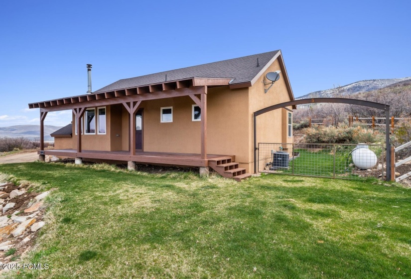 5_Exterior_1800x1200_4221733