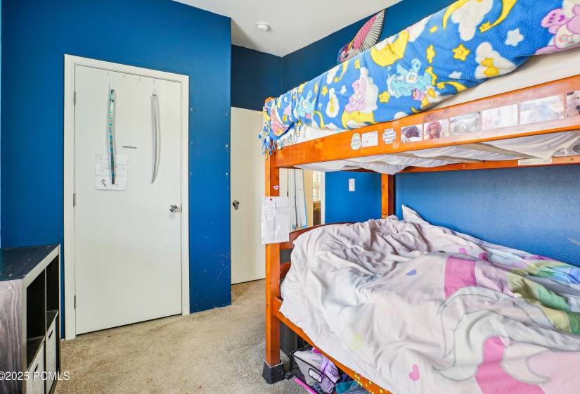 18-print-E Parkview Lane-2304-025
