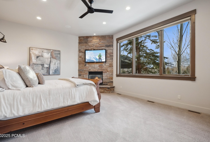 17_Bedroom_high_4203462