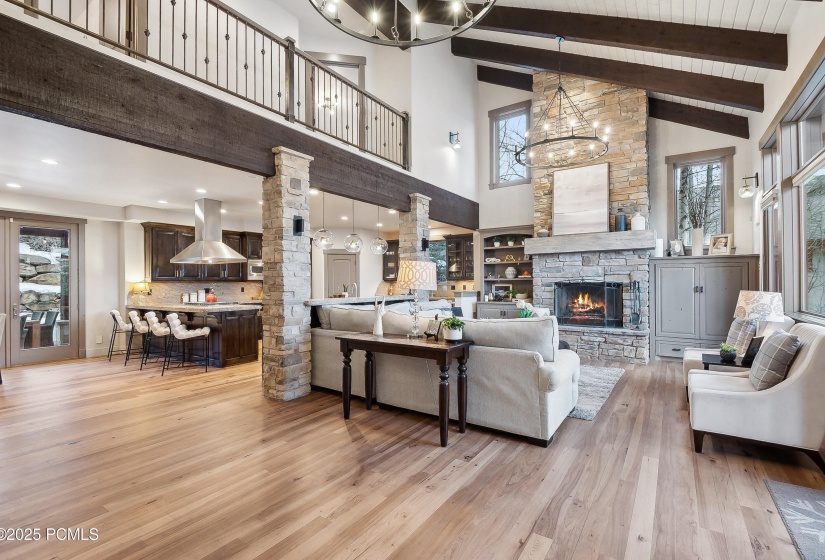 1_Livingroom_high_4203484
