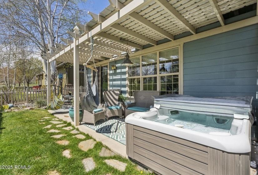 33_Exterior_1800x1200_4221389