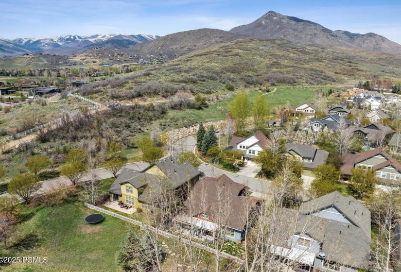 40_Aerial_1800x1200_4221354