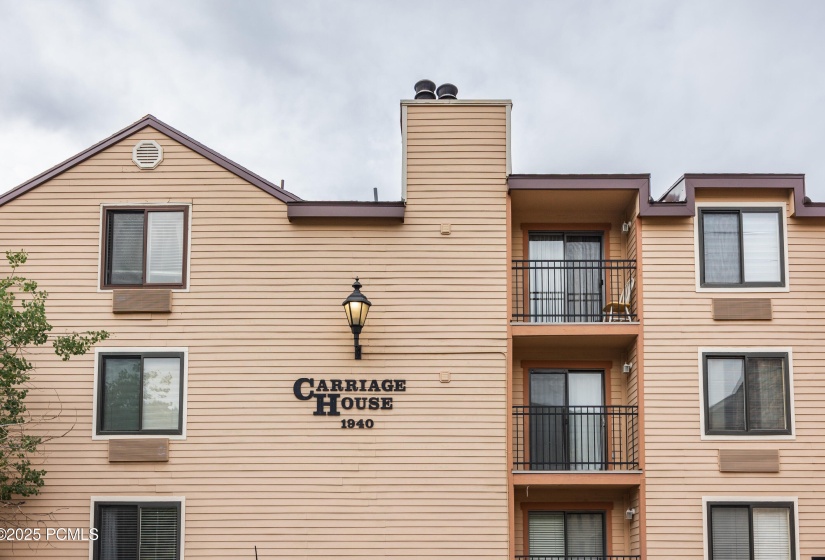 22-1940 Prospector Ave #222