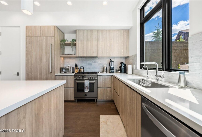 9_Kitchen_high_4223978