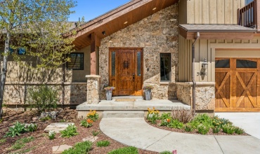 0_Front-Exterior_1800x1200_4224854