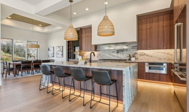 2_Kitchen_1800x1200_4224952