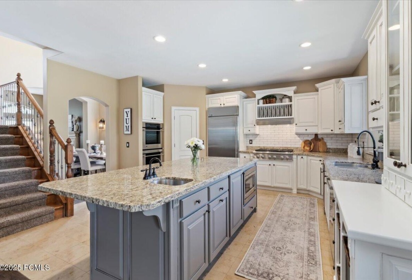 18-Kitchen