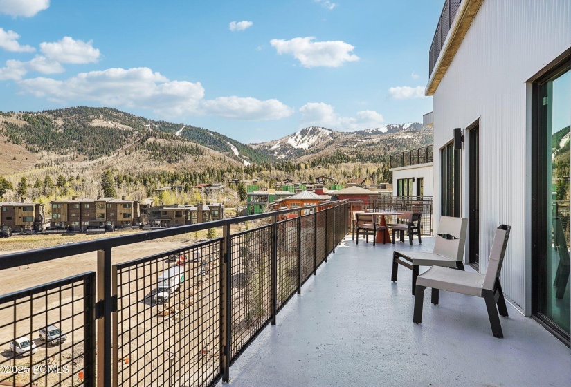 4-web-or-mls-W High Mountain Rd 2518-030