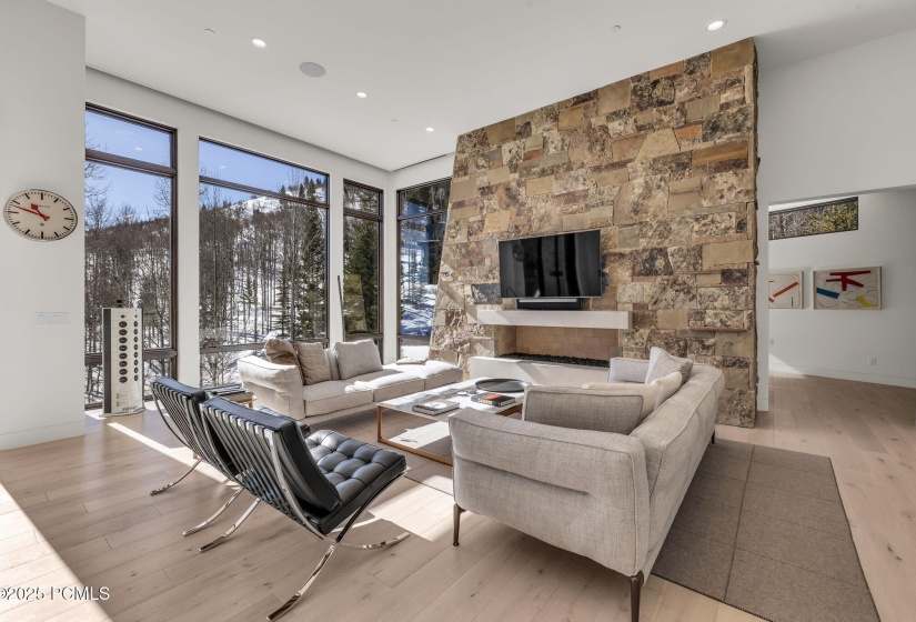 5-web-or-mls-4780-enclave-ct