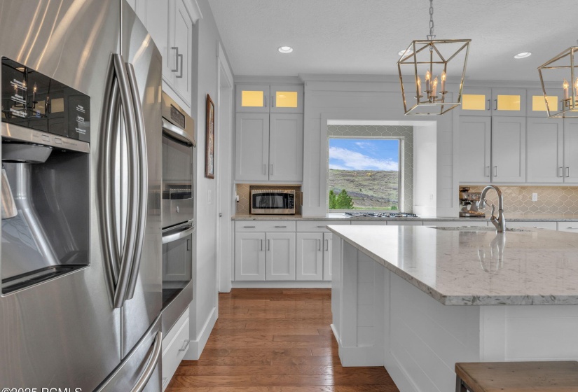 17-web-or-mls-5185-n-fairleigh-st (1)