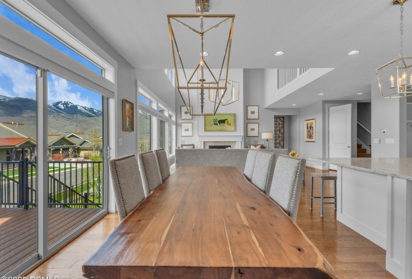 21-web-or-mls-5185-n-fairleigh-st (1)