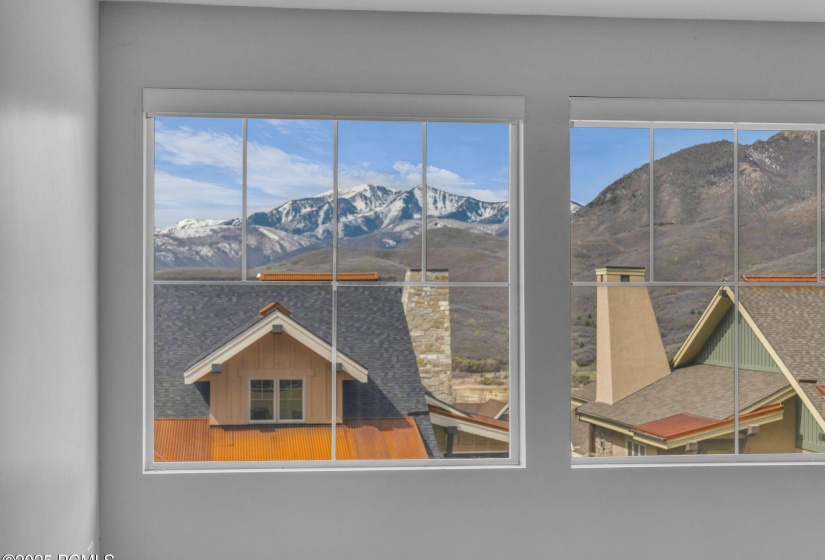 28-web-or-mls-5185-n-fairleigh-st (1)