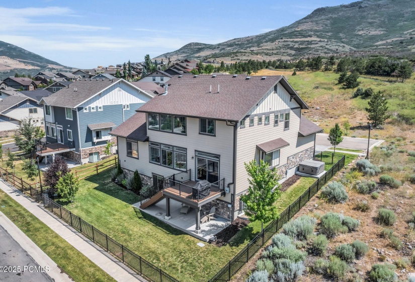 61-web-or-mls-5185-n-fairleigh-st (1)